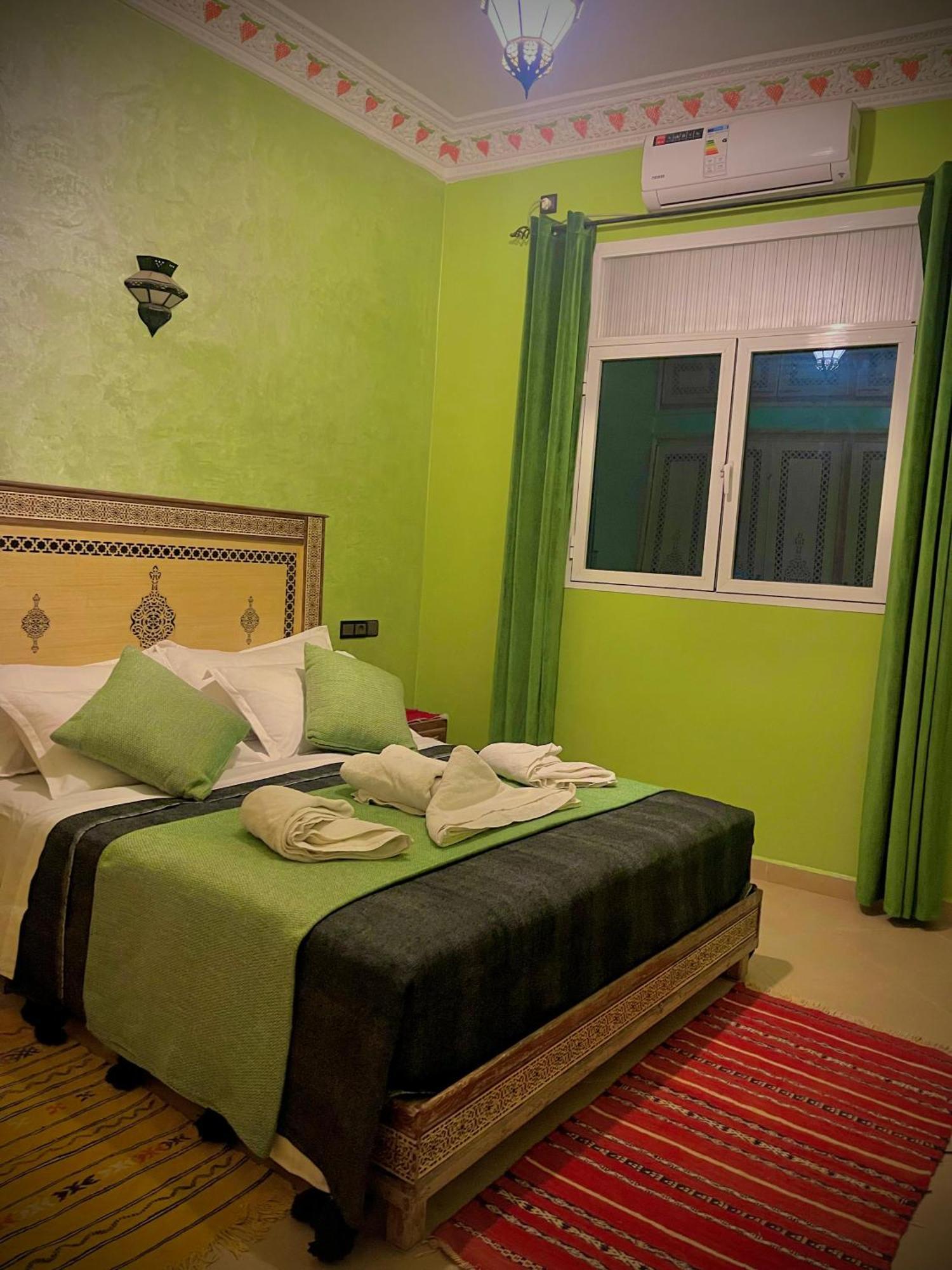 Luxury Family Apartment Мерцуга Екстериор снимка